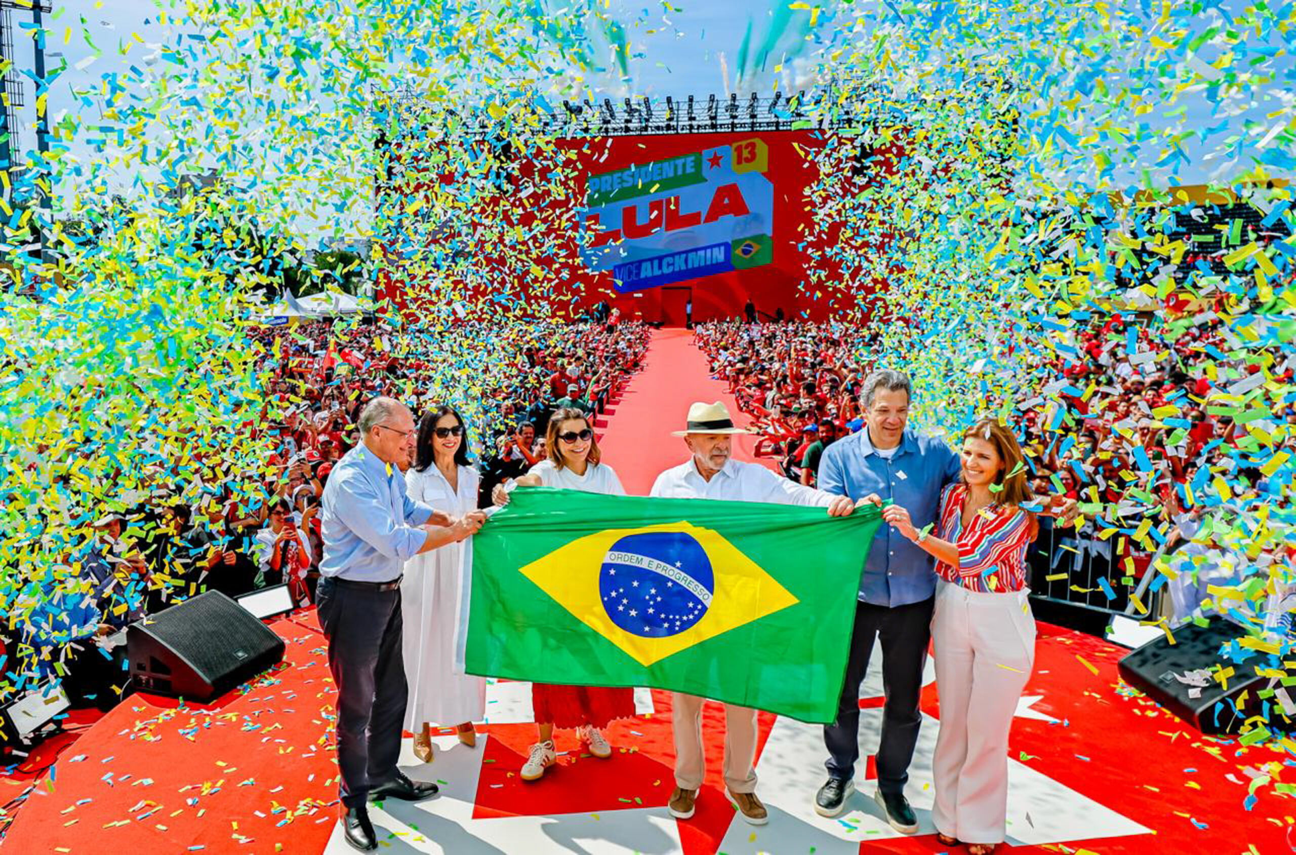 “Onde tudo começou”: 47 anos depois, Lula volta a Vila Euclides para dizer que a luta continua