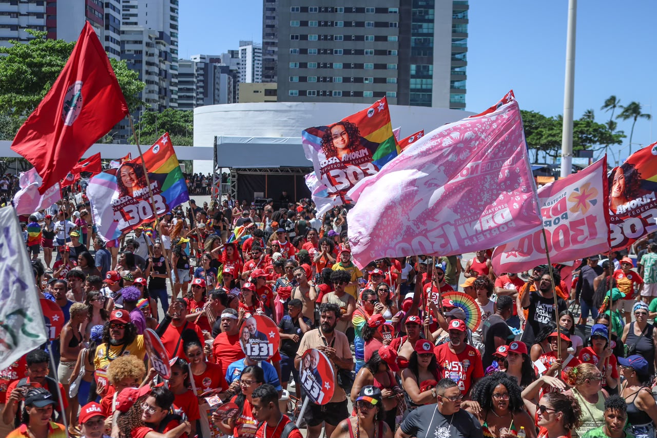 Brasil nas ruas: Dia 13 com Lula reúne mais de mil atos em todo o país